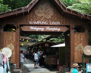 10 Foto Kampung Daun Bandung Lembang, Menu, Alamat + Harga 