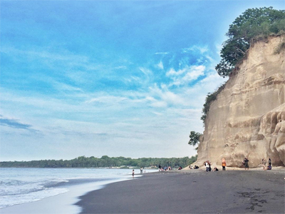 10 Gambar Pantai Tebing Lombok Utara NTB Letak Wisata 